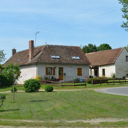 La Ferme Du Chateau Bed & Breakfast Tresnay Luaran gambar